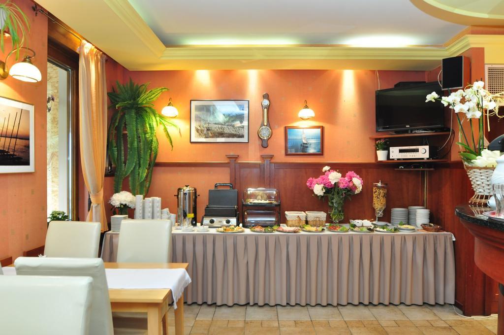 米科瓦伊基公寓式酒店 Mikołajki 外观 照片